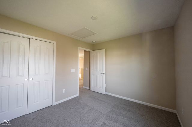 13086 Avon Cross Way, Fishers, IN 46037