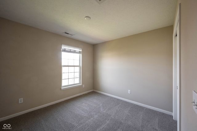 13086 Avon Cross Way, Fishers, IN 46037