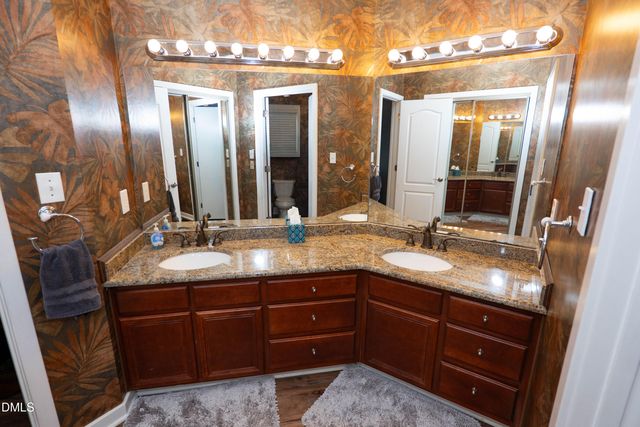 813 Vestavia Woods Drive Drive, Raleigh, NC 27615