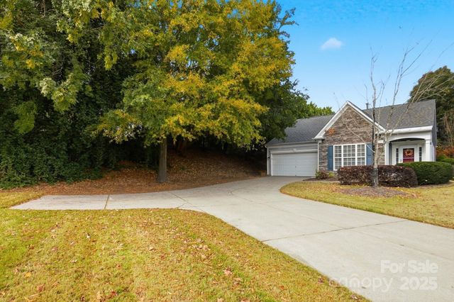 8045 Marie Roget Way, Charlotte, NC 28277