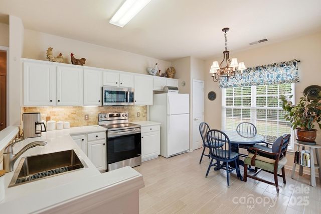 8045 Marie Roget Way, Charlotte, NC 28277