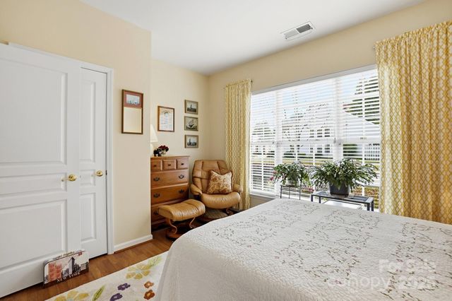 8045 Marie Roget Way, Charlotte, NC 28277