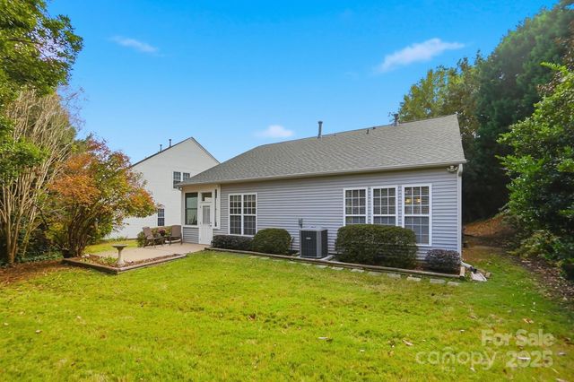 8045 Marie Roget Way, Charlotte, NC 28277