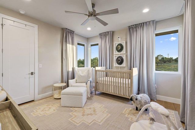 6404 Madrone Tree LN, Austin, TX 78738