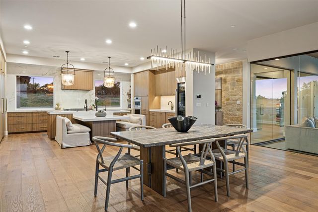 6404 Madrone Tree LN, Austin, TX 78738