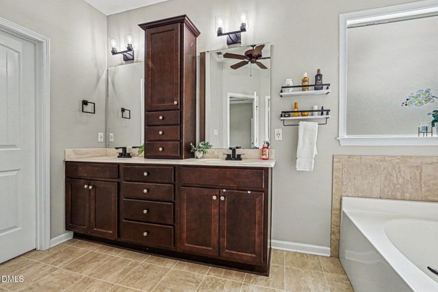 26 Stone Cove Circle, Wendell, NC 27591