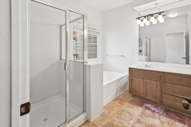 1219 Q St, Sacramento, CA 95811