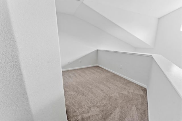 1219 Q St, Sacramento, CA 95811