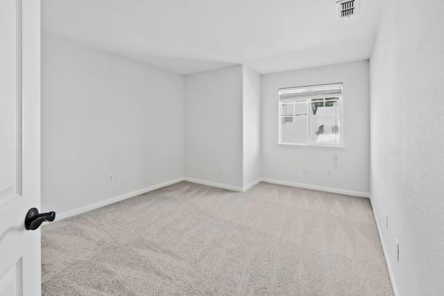 1219 Q St, Sacramento, CA 95811