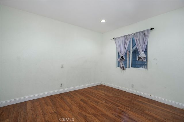 135 E 60th Street, Los Angeles, CA 90003