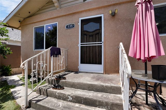 135 E 60th Street, Los Angeles, CA 90003