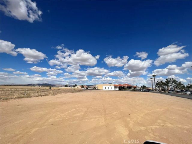 21650 Bear Valley, Apple Valley, CA 92308