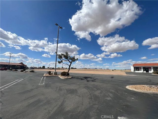 21650 Bear Valley, Apple Valley, CA 92308