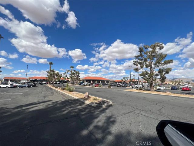 21650 Bear Valley, Apple Valley, CA 92308