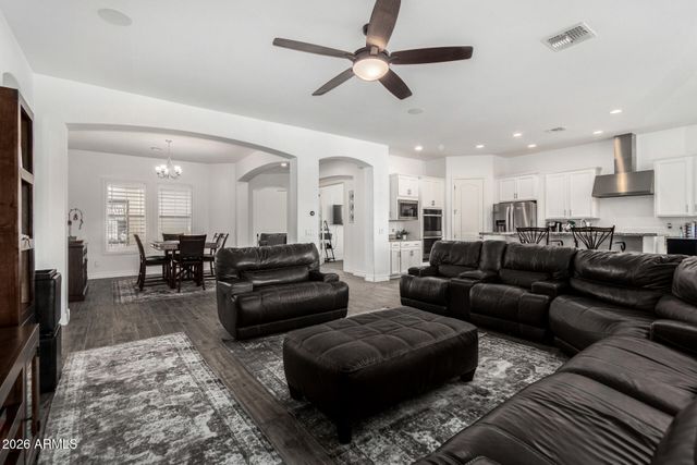 2052 E SCORPIO Place, Chandler, AZ 85249