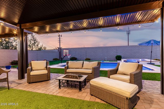 2052 E SCORPIO Place, Chandler, AZ 85249
