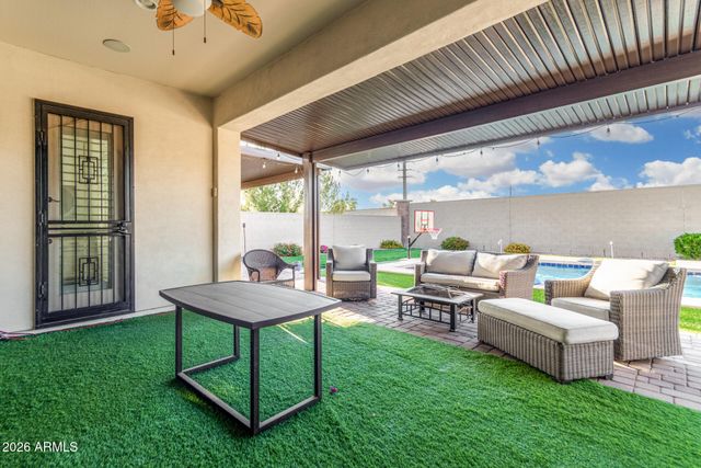 2052 E SCORPIO Place, Chandler, AZ 85249