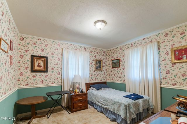 390 Main Street, Mosheim, TN 37818