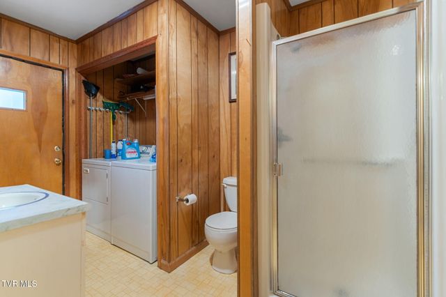 390 Main Street, Mosheim, TN 37818