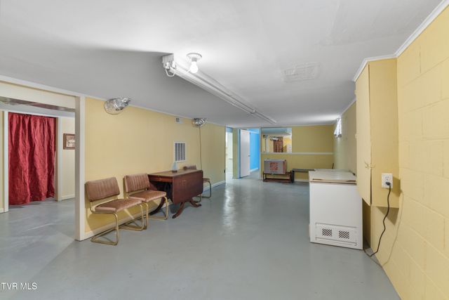 390 Main Street, Mosheim, TN 37818