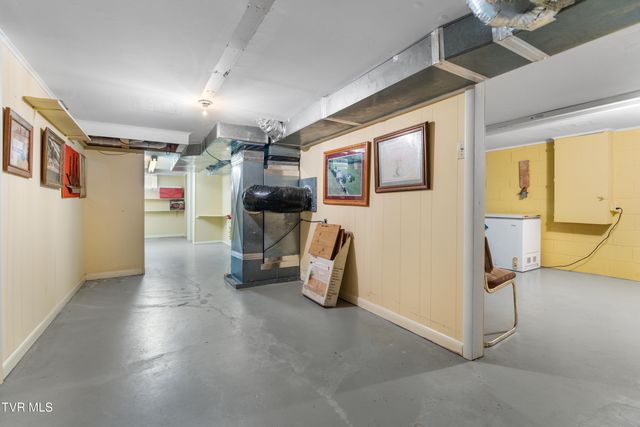 390 Main Street, Mosheim, TN 37818