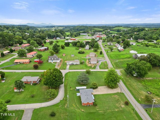 390 Main Street, Mosheim, TN 37818
