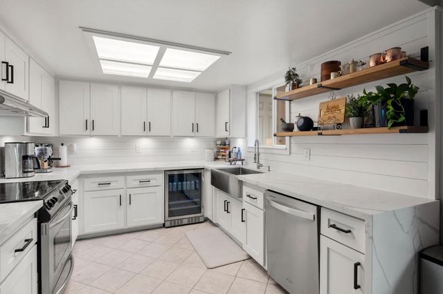 821 Bonita Dr, El Dorado Hills, CA 95762