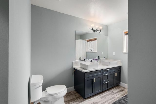 821 Bonita Dr, El Dorado Hills, CA 95762