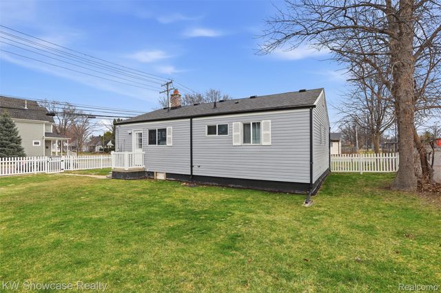 2171 Chestnut Street, Ferndale, MI 48220