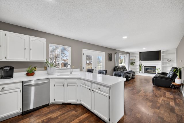 130 SE Peachtree Drive, Waukee, IA 50263