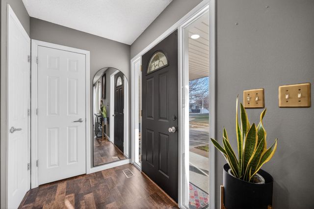 130 SE Peachtree Drive, Waukee, IA 50263