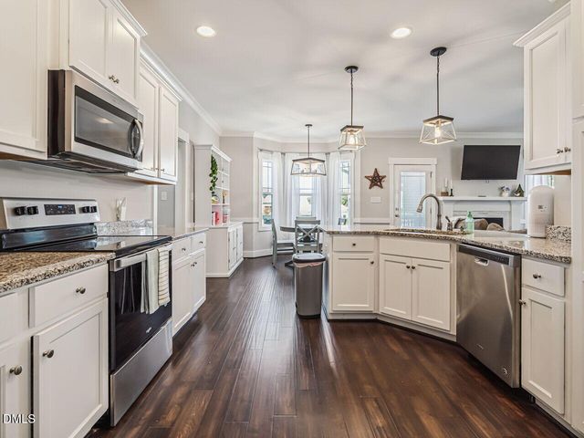 78 Lassiter Hills Drive, Four Oaks, NC 27524