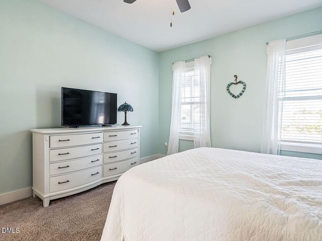 78 Lassiter Hills Drive, Four Oaks, NC 27524