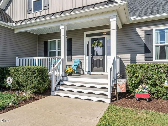 78 Lassiter Hills Drive, Four Oaks, NC 27524