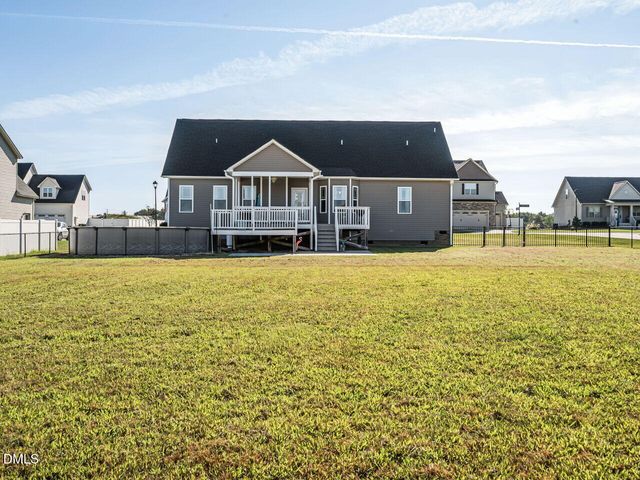 78 Lassiter Hills Drive, Four Oaks, NC 27524