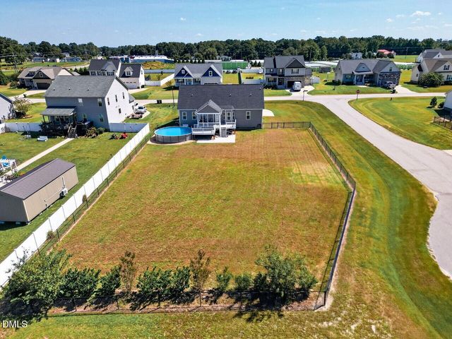 78 Lassiter Hills Drive, Four Oaks, NC 27524