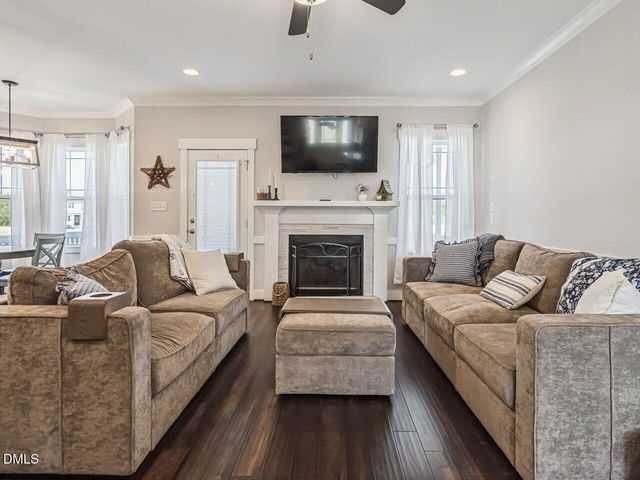 78 Lassiter Hills Drive, Four Oaks, NC 27524