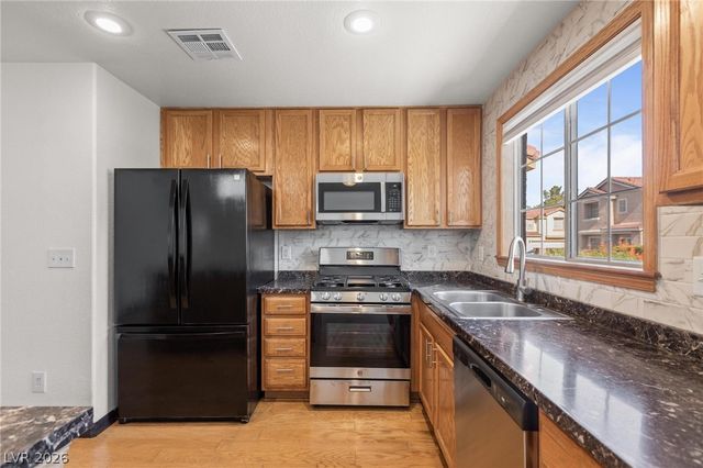 3023 Ocean City Court, North Las Vegas, NV 89031