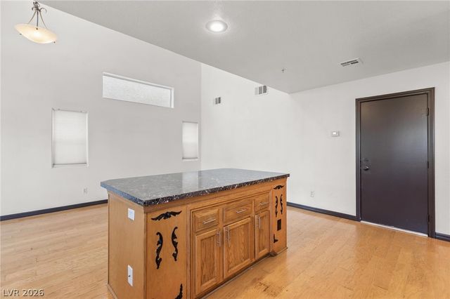 3023 Ocean City Court, North Las Vegas, NV 89031