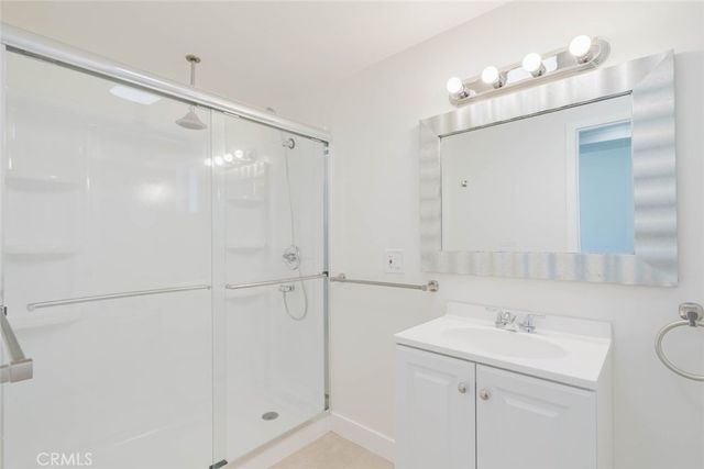 7945 Woodman Avenue, Panorama City, CA 91402