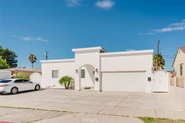7945 Woodman Avenue, Panorama City, CA 91402