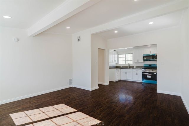 7945 Woodman Avenue, Panorama City, CA 91402