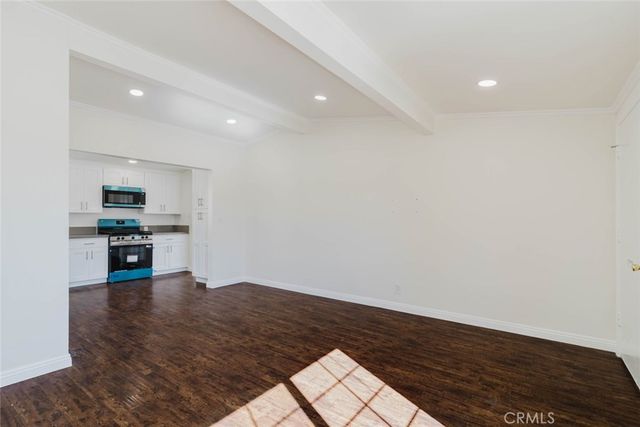 7945 Woodman Avenue, Panorama City, CA 91402