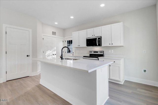 720 Martin Luther King Jr Drive, Smithfield, NC 27577