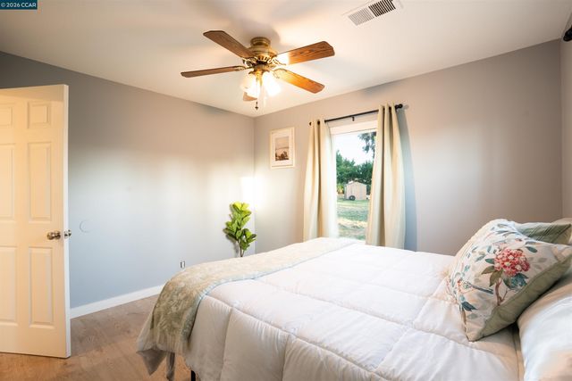 141 Carol Ln, Oakley, CA 94561