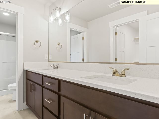 2343 E OTTER Loop 28, La Center, WA 98629