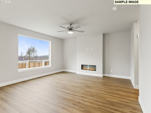 2343 E OTTER Loop 28, La Center, WA 98629