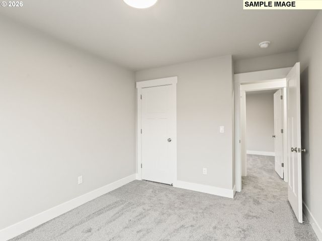2343 E OTTER Loop 28, La Center, WA 98629