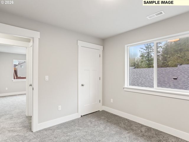2343 E OTTER Loop 28, La Center, WA 98629