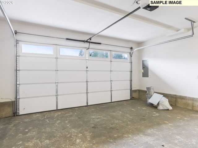 2343 E OTTER Loop 28, La Center, WA 98629